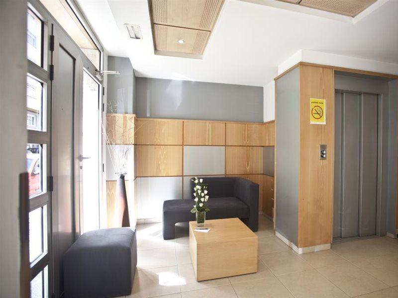 Hotel Metropol By Carris Lugo Buitenkant foto